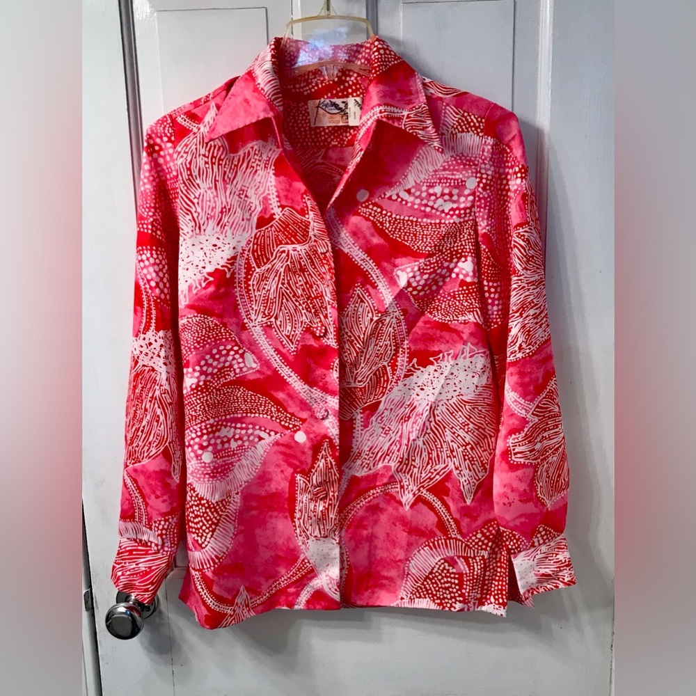 Vintage 60's Liberty House Kiyomi Hawaii blouse hot pink floral 🩷 psychedelic